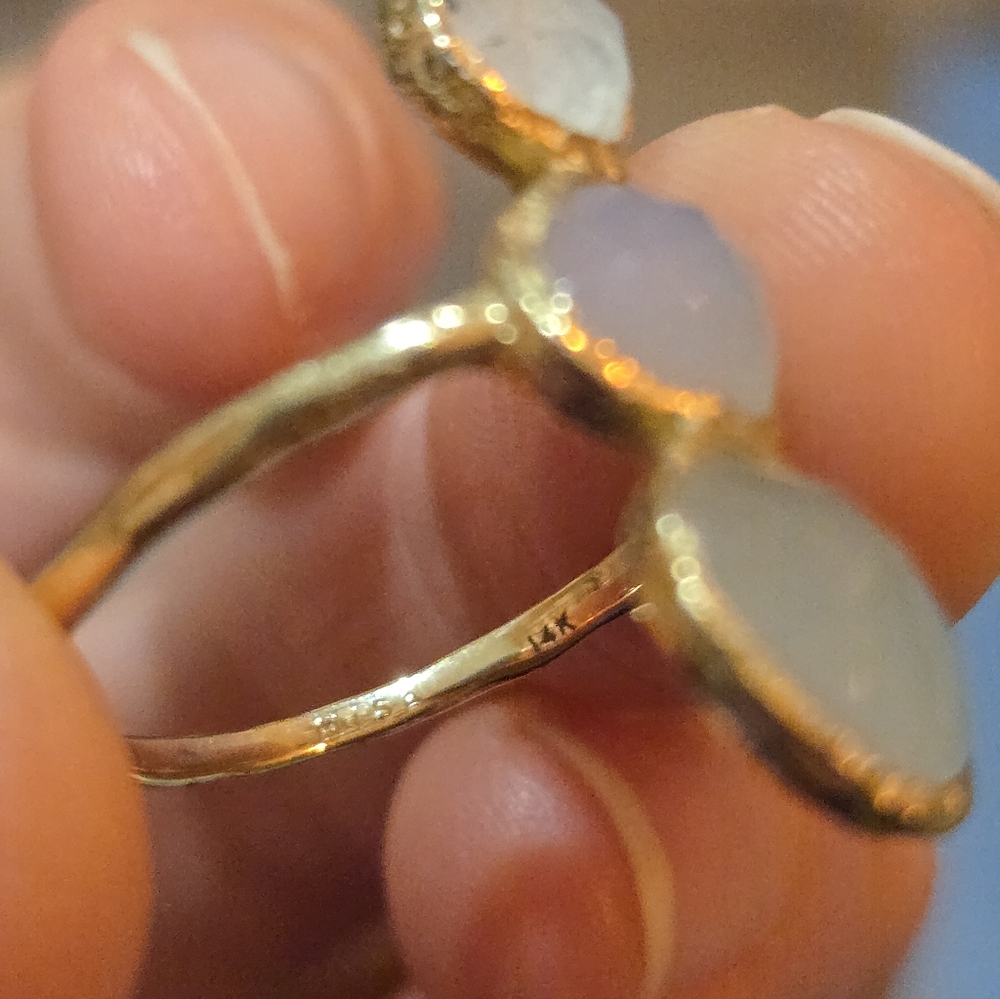 MISA 14k Gold Three Stone Ring - Picture 6 of 6